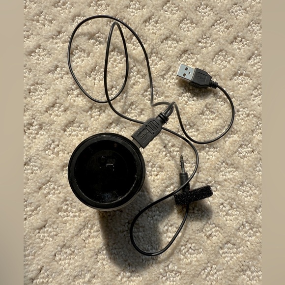 Scosche BoomCAN small wired black speaker - Picture 5 of 7